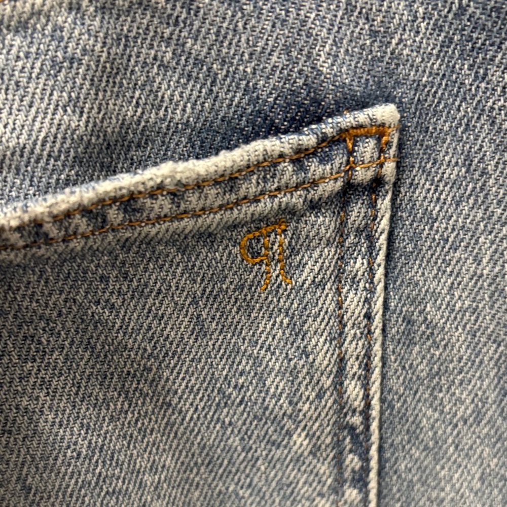 NWT Pilcro Small/Petite Relaxed Jeans with Rolled Hem - Picture 8 of 11